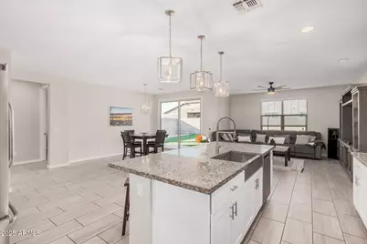 11022 W Levi Drive, Tolleson, AZ 85353 - Photo 13