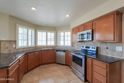 2077 N Lake Shore Drive, Casa Grande, AZ 85122 - Photo 17