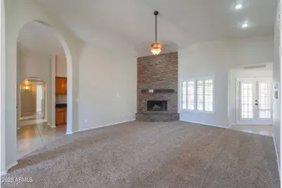 2077 N Lake Shore Drive, Casa Grande, AZ 85122 - Photo 9