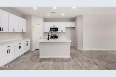 10005 W Mission Drive, Arizona City, AZ 85123 - Photo 13