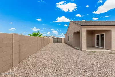 10005 W Mission Drive, Arizona City, AZ 85123 - Photo 27