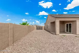 10005 W Mission Dr, Arizona City, AZ 85123 - Photo 27