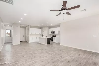 10005 W Mission Drive, Arizona City, AZ 85123 - Photo 9