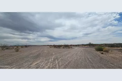 13830 S 319th Avenue #*, Arlington, AZ 85322 - Photo 17