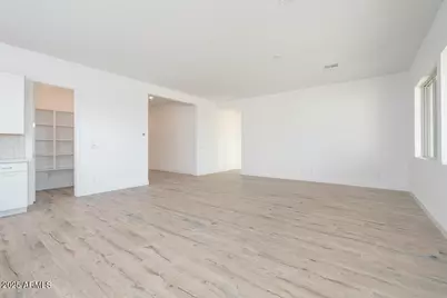 2516 E Tapenade Drive, San Tan Valley, AZ 85140 - Photo 5