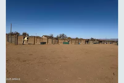 5706 S Kino Road, Hereford, AZ 85615 - Photo 17