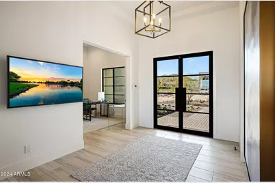 610 E Woburn Lane, Phoenix, AZ 85085 - Photo 11