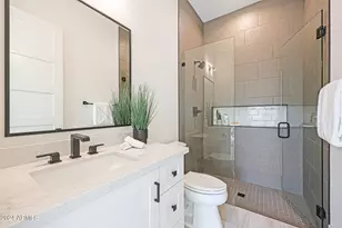 610 E Woburn Ln, Phoenix, AZ 85085 - Photo 39
