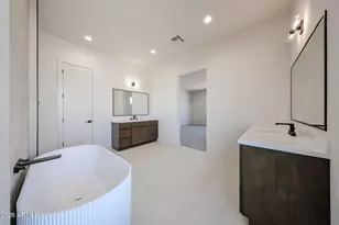 1940 E Creek Canyon Rd, Phoenix, AZ 85086 - Photo 39