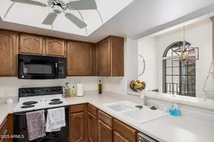 11011 N 92nd St, Scottsdale, AZ 85260 - Photo 11