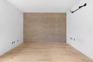 525 E Willetta St, Phoenix, AZ 85004 - Photo 27