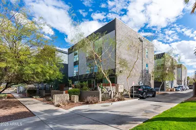 525 E Willetta Street #2, Phoenix, AZ 85004 - Photo 3