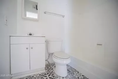 1703 W Mountain View Road #15, Phoenix, AZ 85021 - Photo 11