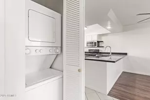 7494 E Earll Dr, Scottsdale, AZ 85251 - Photo 23