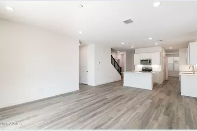 17704 W Mission Lane, Waddell, AZ 85355 - Photo 31