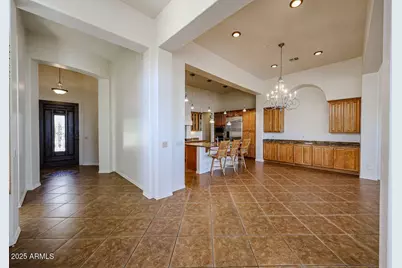 12439 W Yellow Bird Lane, Peoria, AZ 85383 - Photo 11