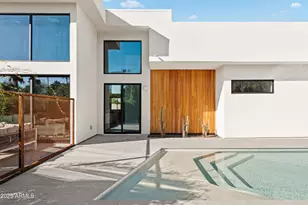 5156 N 45th Pl, Phoenix, AZ 85018 - Photo 3