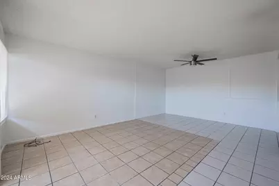 2646 N 43rd Avenue #B, Phoenix, AZ 85009 - Photo 3