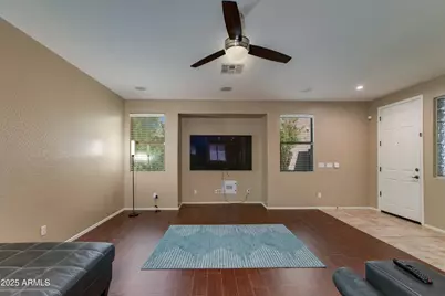 29374 N 68th Lane, Peoria, AZ 85383 - Photo 7