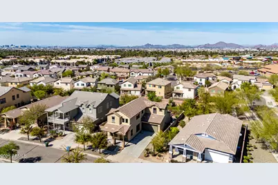 3914 E Constance Way, Phoenix, AZ 85042 - Photo 57