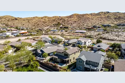 3914 E Constance Way, Phoenix, AZ 85042 - Photo 13