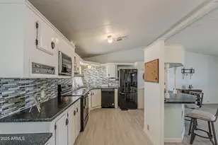 834 S Meridian Rd, Apache Junction, AZ 85120 - Photo 17