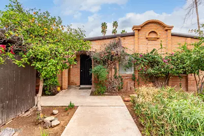 3046 N 32nd Street #328, Phoenix, AZ 85018 - Photo 1