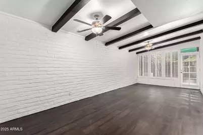 3046 N 32nd Street #328, Phoenix, AZ 85018 - Photo 9