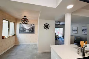 13636 N Del Webb Blvd, Sun City, AZ 85351 - Photo 11