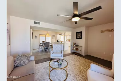 13636 N Del Webb Boulevard, Sun City, AZ 85351 - Photo 9