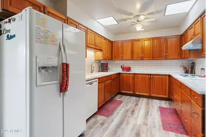 13409 N Emberwood Drive, Sun City, AZ 85351 - Photo 5