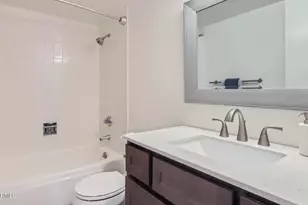 7960 E Camelback Rd, Scottsdale, AZ 85251 - Photo 13