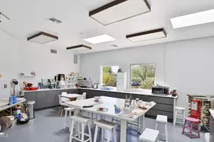 7960 E Camelback Rd, Scottsdale, AZ 85251 - Photo 23