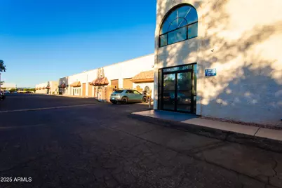 40 W Baseline Road #204, Mesa, AZ 85210 - Photo 9