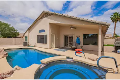 10001 W Potter Drive, Peoria, AZ 85382 - Photo 29