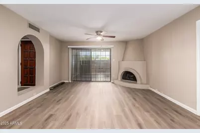 10410 N Cave Creek Road #1011, Phoenix, AZ 85020 - Photo 7