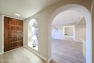 10410 N Cave Creek Rd, Phoenix, AZ 85020 - Photo 3