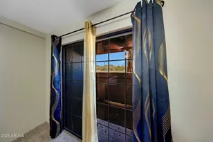 10410 N Cave Creek Rd, Phoenix, AZ 85020 - Photo 25