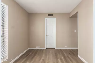 10410 N Cave Creek Road #1011, Phoenix, AZ 85020 - Photo 33