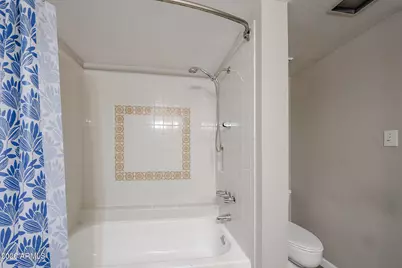 10410 N Cave Creek Road #1011, Phoenix, AZ 85020 - Photo 25