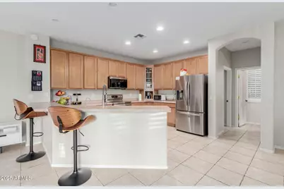 22478 N 78th Lane, Peoria, AZ 85383 - Photo 11