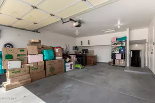 3302 E Hiddenview Dr, Phoenix, AZ 85048 - Photo 37