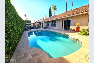 9763 E Dreyfus Avenue, Scottsdale, AZ 85260 - Photo 11