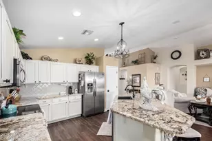 2123 S Bristol Dr, Mesa, AZ 85209 - Photo 19