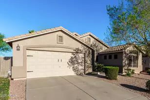 2123 S Bristol Dr, Mesa, AZ 85209 - Photo 11