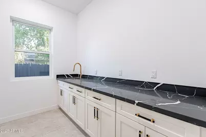 707 E Ocotillo Road, Phoenix, AZ 85014 - Photo 47