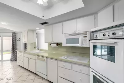 13823 N 108th Drive, Sun City, AZ 85351 - Photo 9