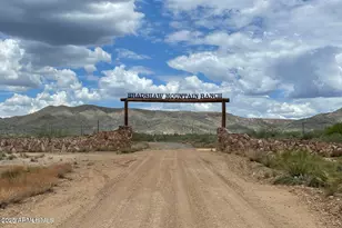 17500 S Dripping Springs Rd, Mayer, AZ 86333 - Photo 1