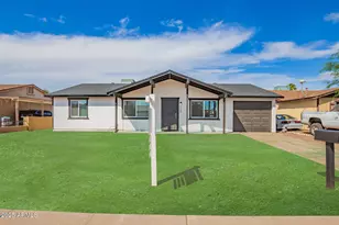 5948 W Holly, Phoenix, AZ 85035 - Photo 1