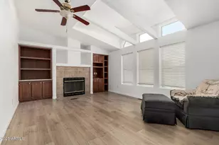 2929 E Sequoia Dr, Phoenix, AZ 85050 - Photo 7